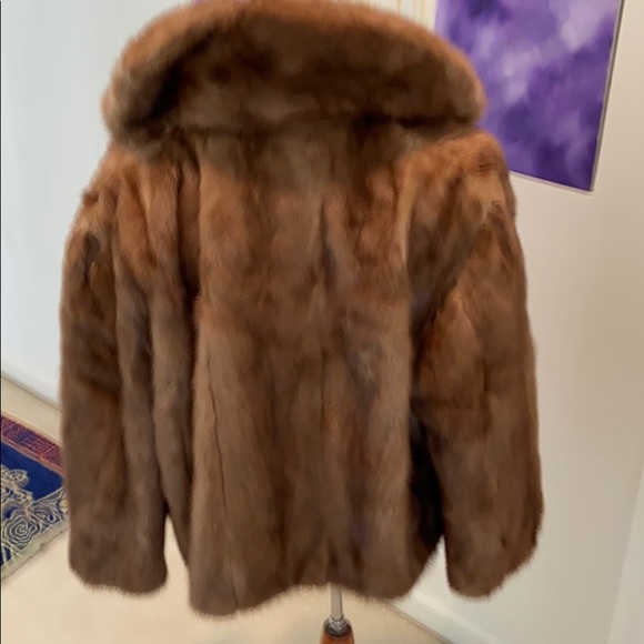 Maas Cropped Mink Jacket - Picture 2 of 8